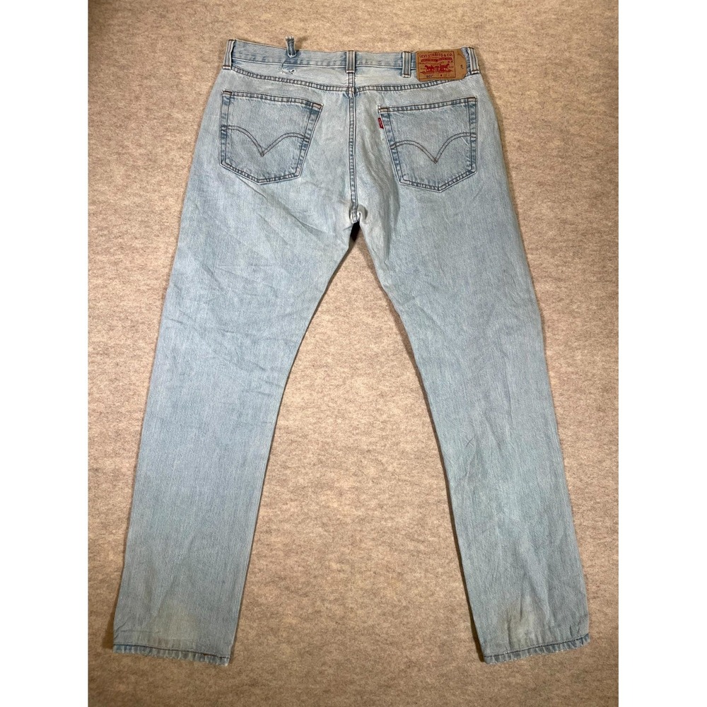 Levis 501 Original Fit Jeans Mens 38x34 Blue Denim Cotton High Rise Light Wash - Picture 6 of 16